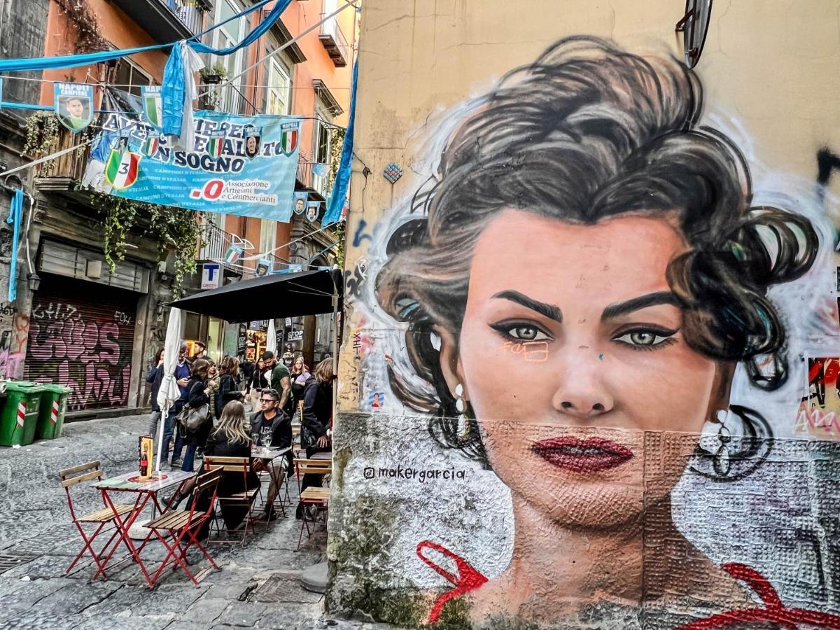 Le Scalette A Santa Chiara Leilighet Napoli Eksteriør bilde